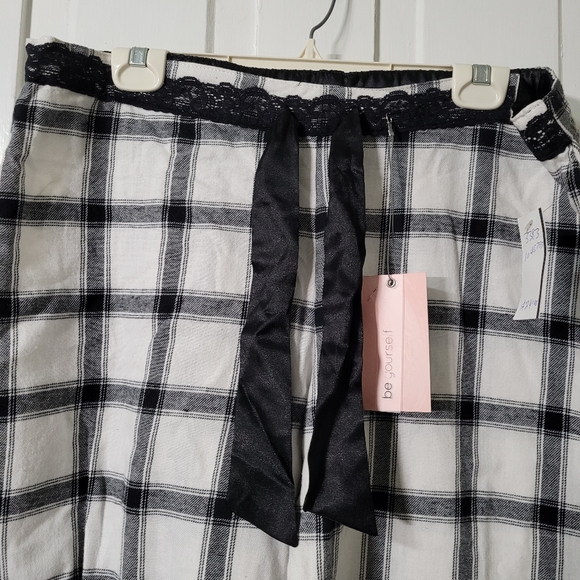 🛌🆕️Be Yourself PJ Bottoms🛌 - Picture 2 of 8